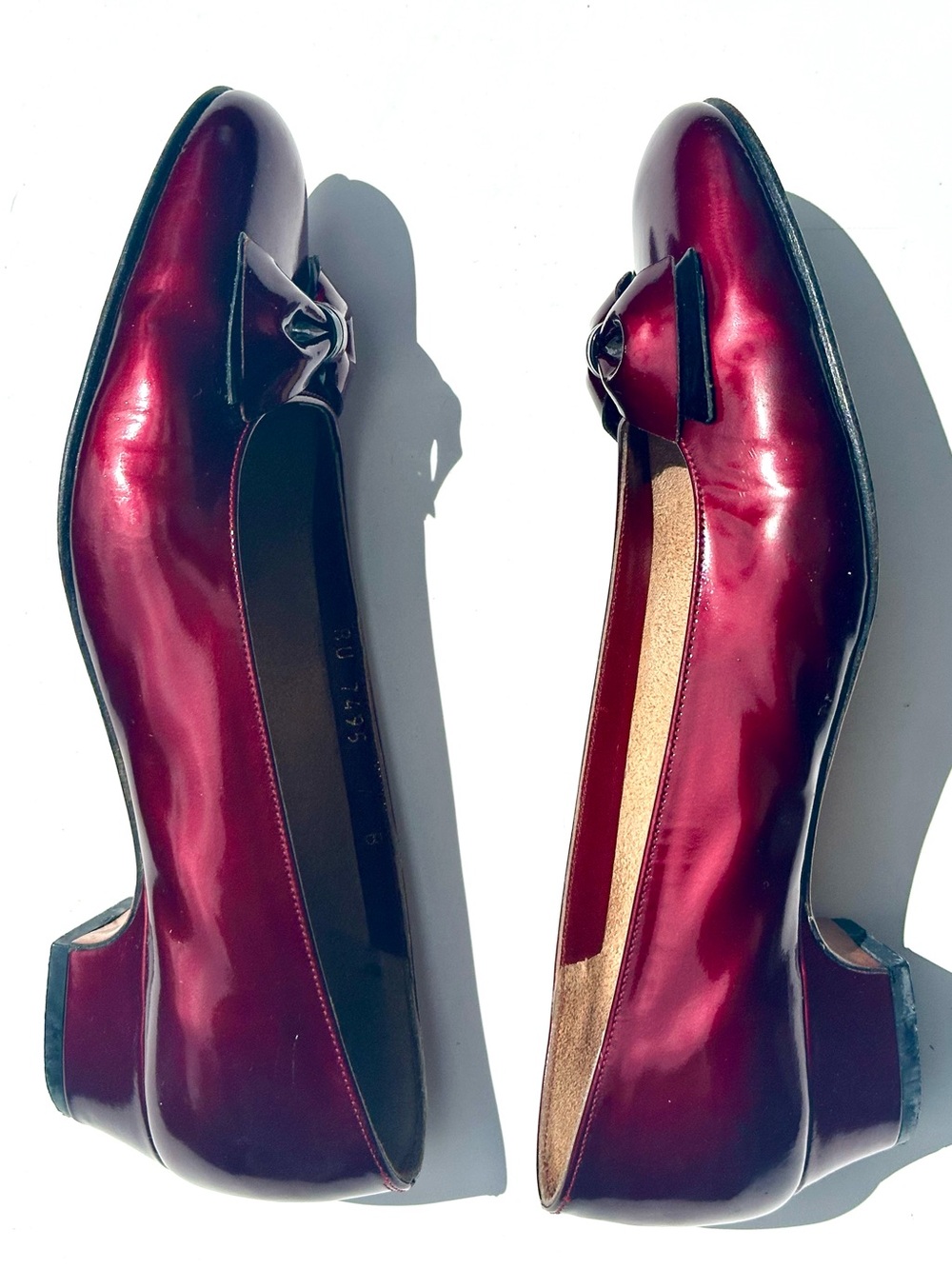 Salvatore Ferragamo Metallic Burgundy Red Patent Low Heel Ballet Pump, Bow, 7 B - Picture 3 of 15